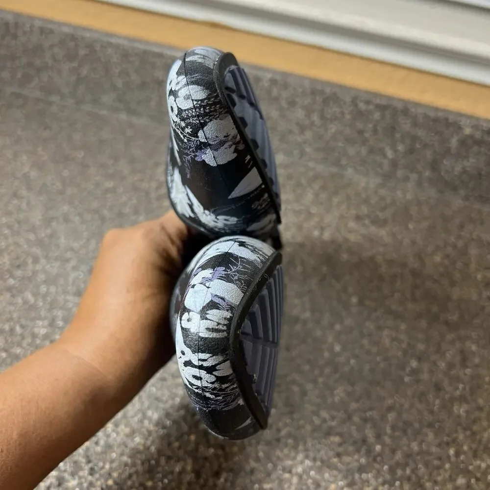 Crocs Iconic Comfort Casual Shoes Black Floral Womens Sz 10 Slip On Flats Loafer
